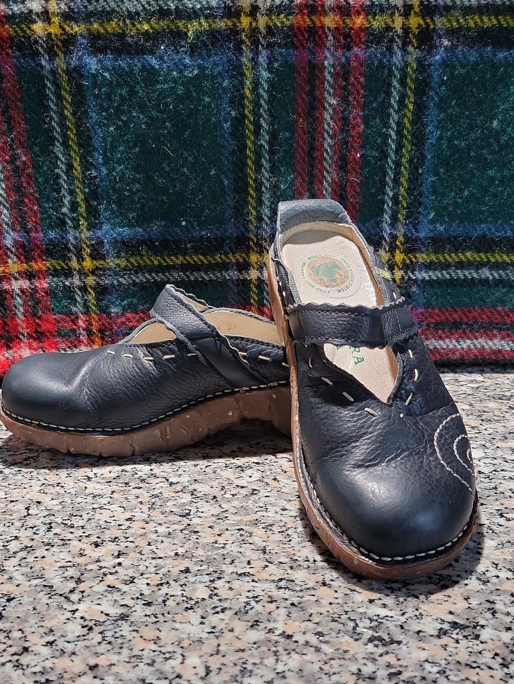 El Naturalista Yggrasil Clogs Black Size 37